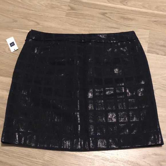 *TWO* GAP skirts. One is BNWT, other is BNWOT. - Picture 7 of 13